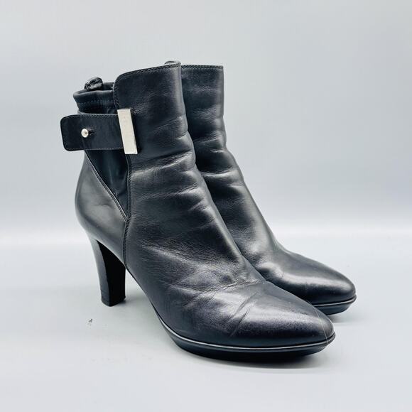Aquatalia Boots Womens 8 Black Leather Ankle Pointed Toe Side Zip Heels Shoes - Picture 2 of 12